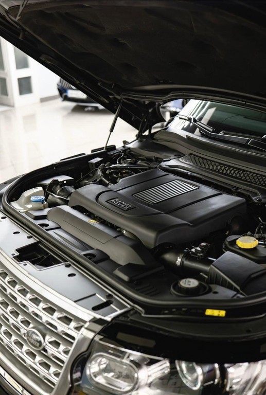 Land Rover Range Rover Vogue SUV 1kw Automat