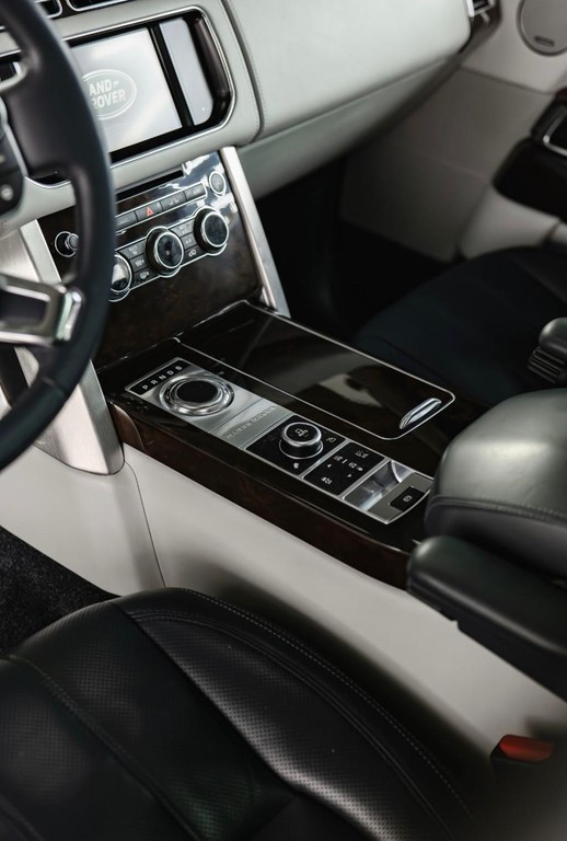 Land Rover Range Rover Vogue SUV 1kw Automat