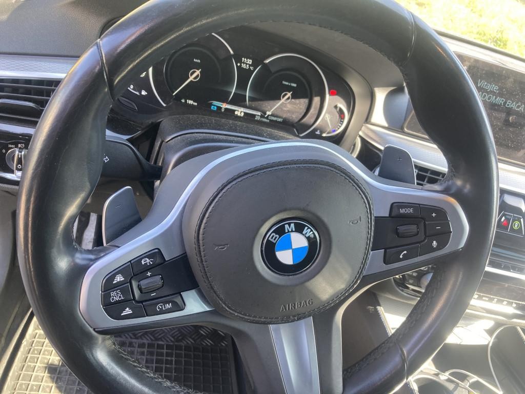 BMW rad 5 Touring 530d xDrive A/T