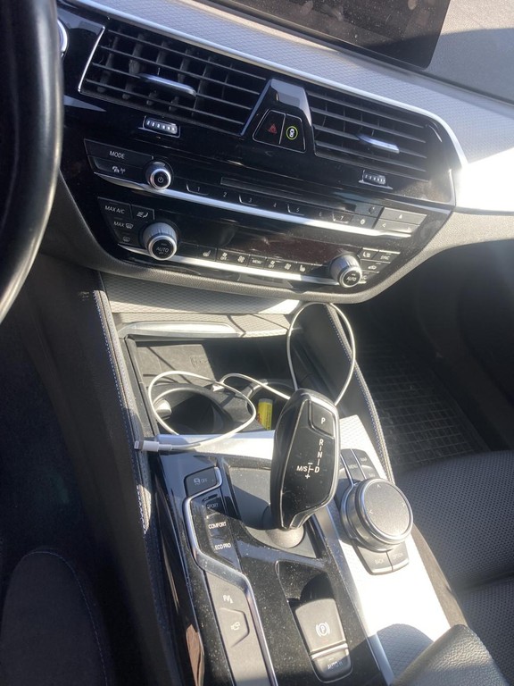 BMW rad 5 Touring 530d xDrive A/T