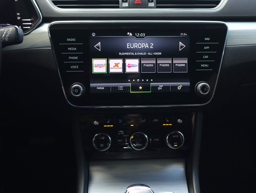 Skoda Superb Ambition 2.0 TDI
