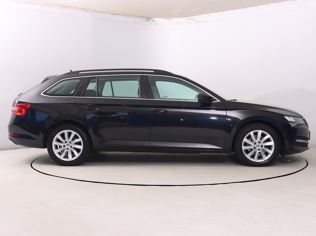 Skoda Superb Ambition 2.0 TDI