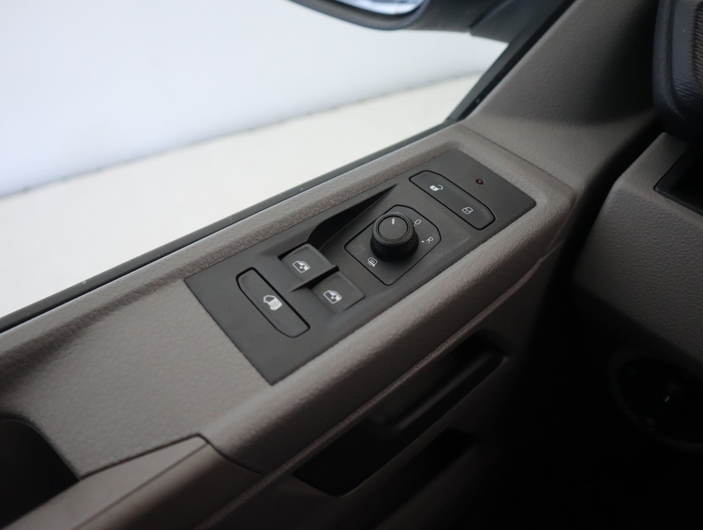 VW Transporter 2.0 TDI KR, 2.8 t, Odpočet DPH, Nové v SR