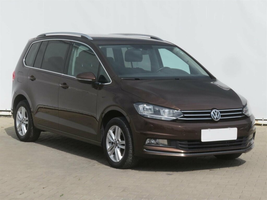 VW Touran Cross 2.0 TDI 7 Miest, Serv.kniha, Tempomat