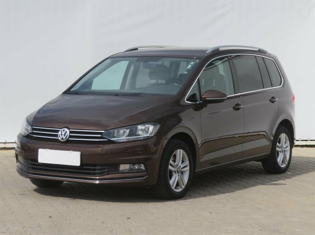 VW Touran Cross 2.0 TDI 7 Miest, Serv.kniha, Tempomat