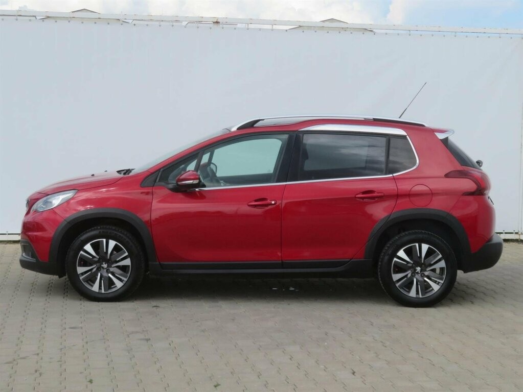 Peugeot 2008 Access 1.6 BlueHDi Koža, Navigácia, Tempomat