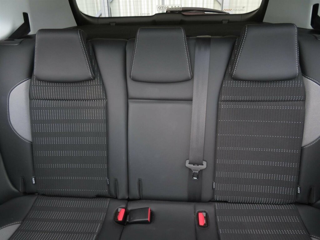 Peugeot 2008 Access 1.6 BlueHDi Koža, Navigácia, Tempomat