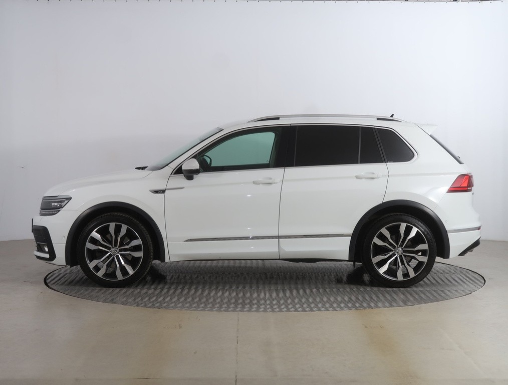VW Tiguan R-Line 2.0 TDI