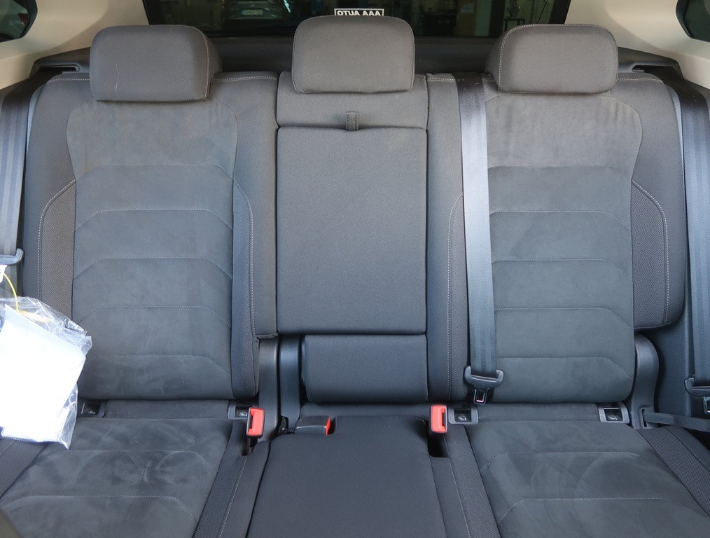 VW Tiguan R-Line 2.0 TDI