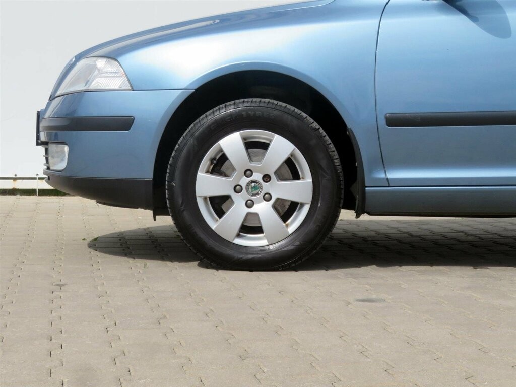 Skoda Octavia Tour 1.6 Serv.kniha, Tempomat