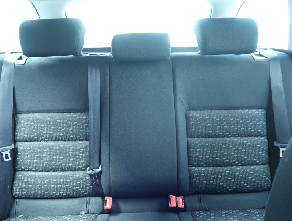 Skoda Octavia Ambiente 1.6 TDI Serv.kniha, Tempomat