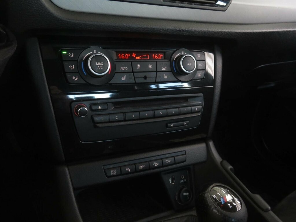 BMW X1 xDrive18d Navigácia, Xenóny, Bi-Xenóny, Tempomat