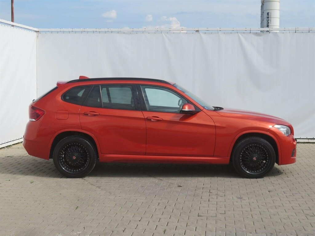 BMW X1 xDrive18d Navigácia, Xenóny, Bi-Xenóny, Tempomat