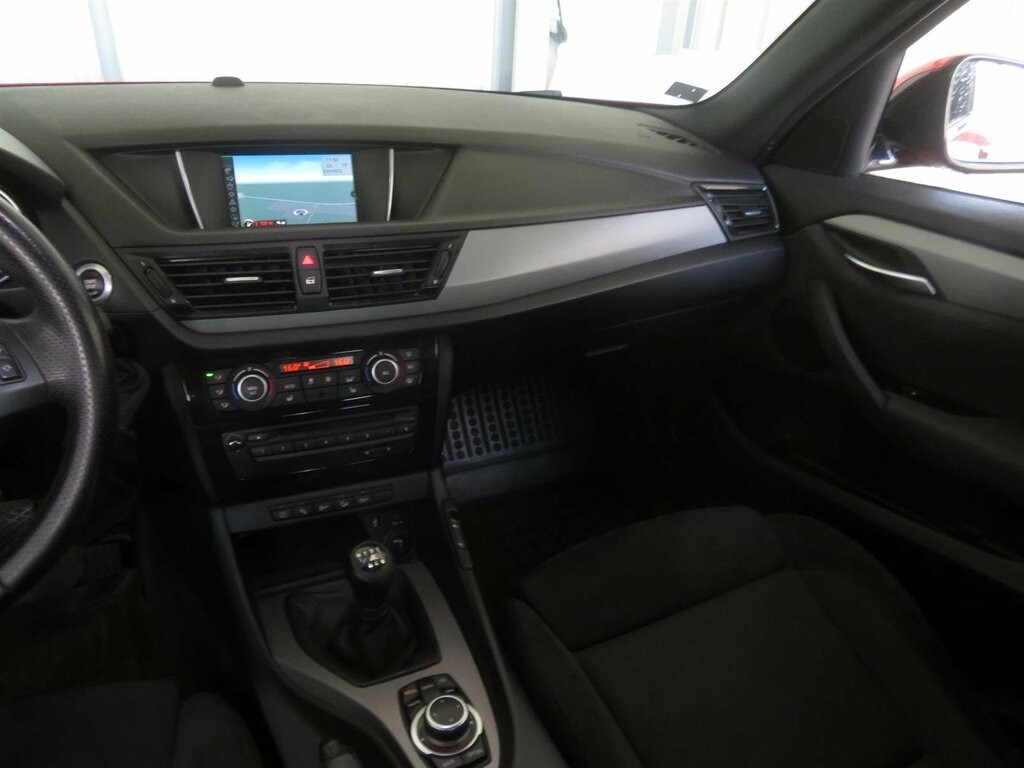 BMW X1 xDrive18d Navigácia, Xenóny, Bi-Xenóny, Tempomat