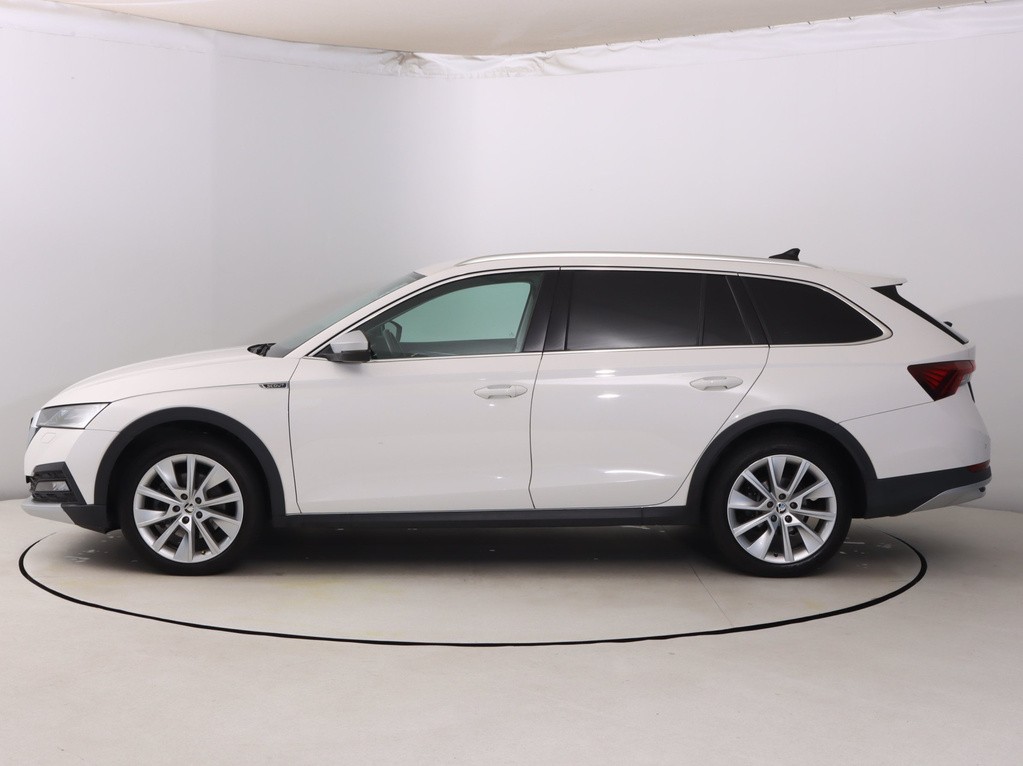 Skoda Octavia Combi . Scout 2.0 TDI