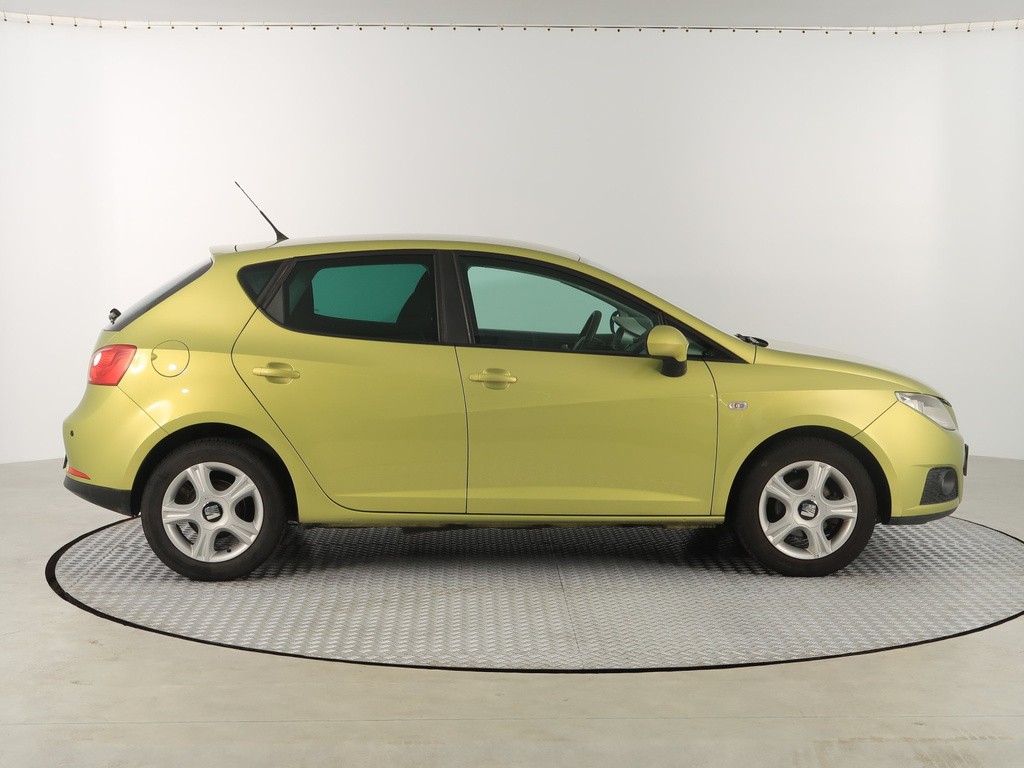 Seat Ibiza Comfort 1.4 16V nová STK