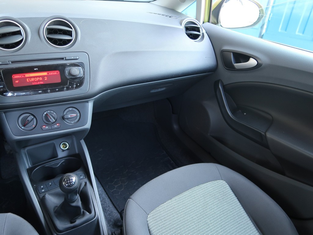 Seat Ibiza Comfort 1.4 16V nová STK
