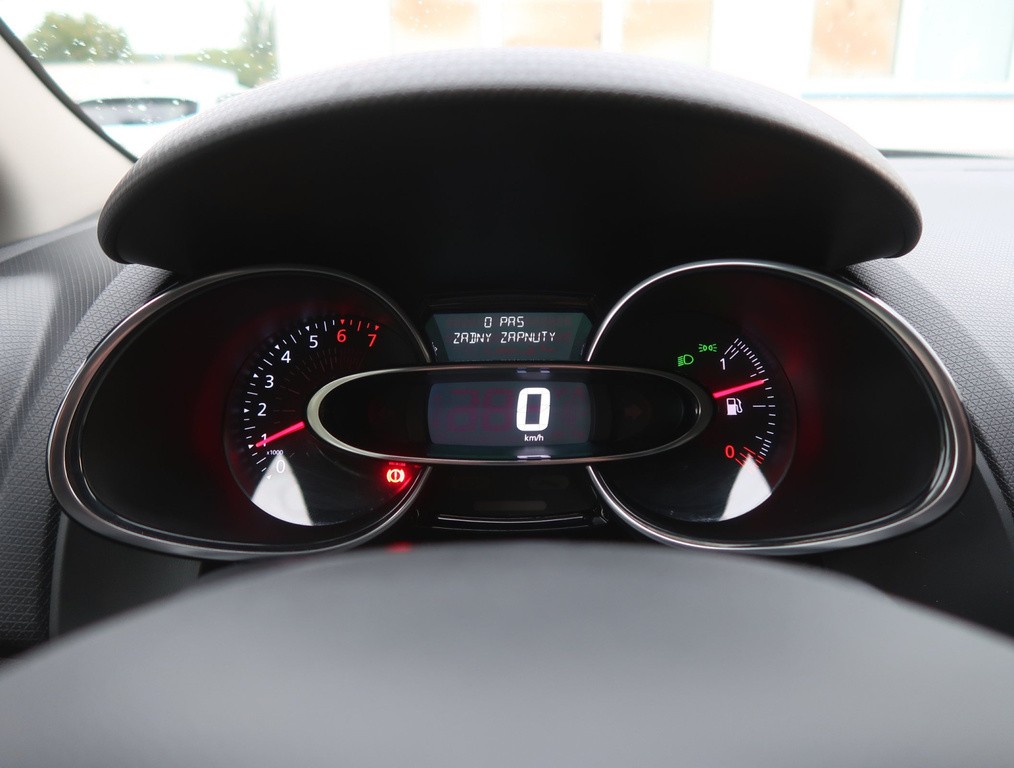 Renault Clio Limited 0.9 TCe Navigácia, Tempomat