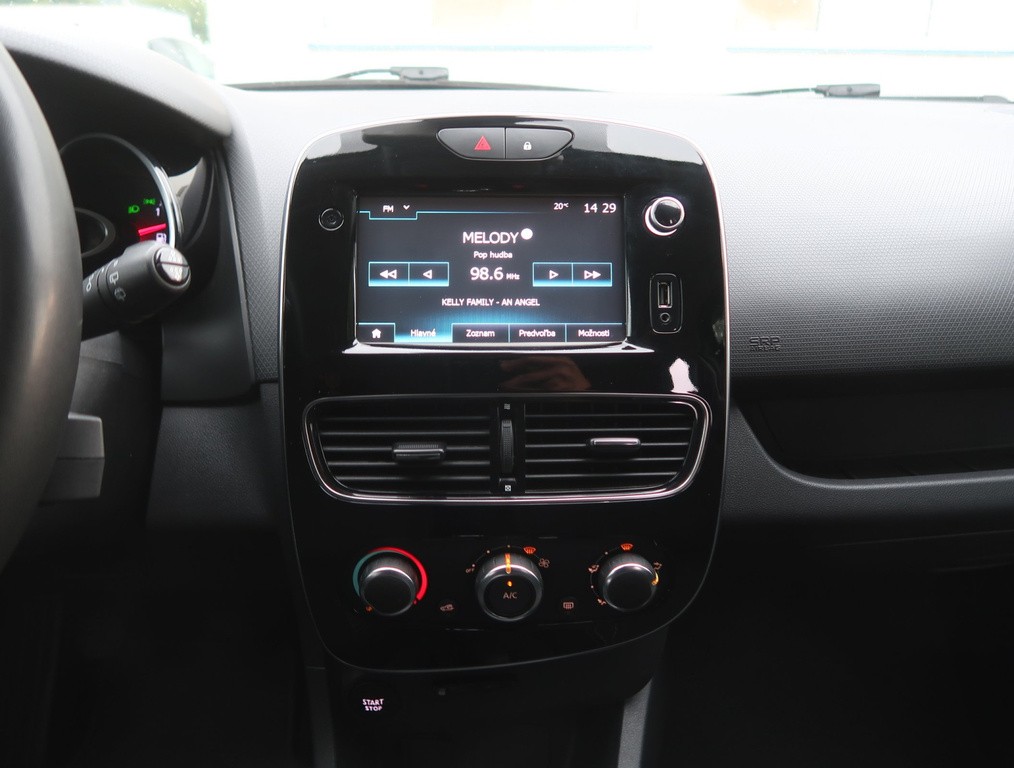 Renault Clio Limited 0.9 TCe Navigácia, Tempomat