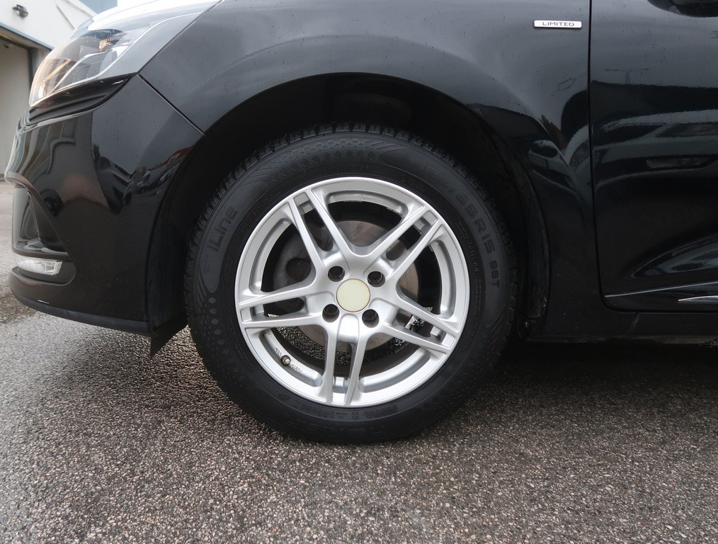 Renault Clio Limited 0.9 TCe Navigácia, Tempomat