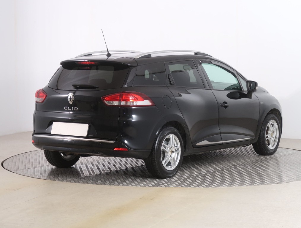 Renault Clio Limited 0.9 TCe Navigácia, Tempomat