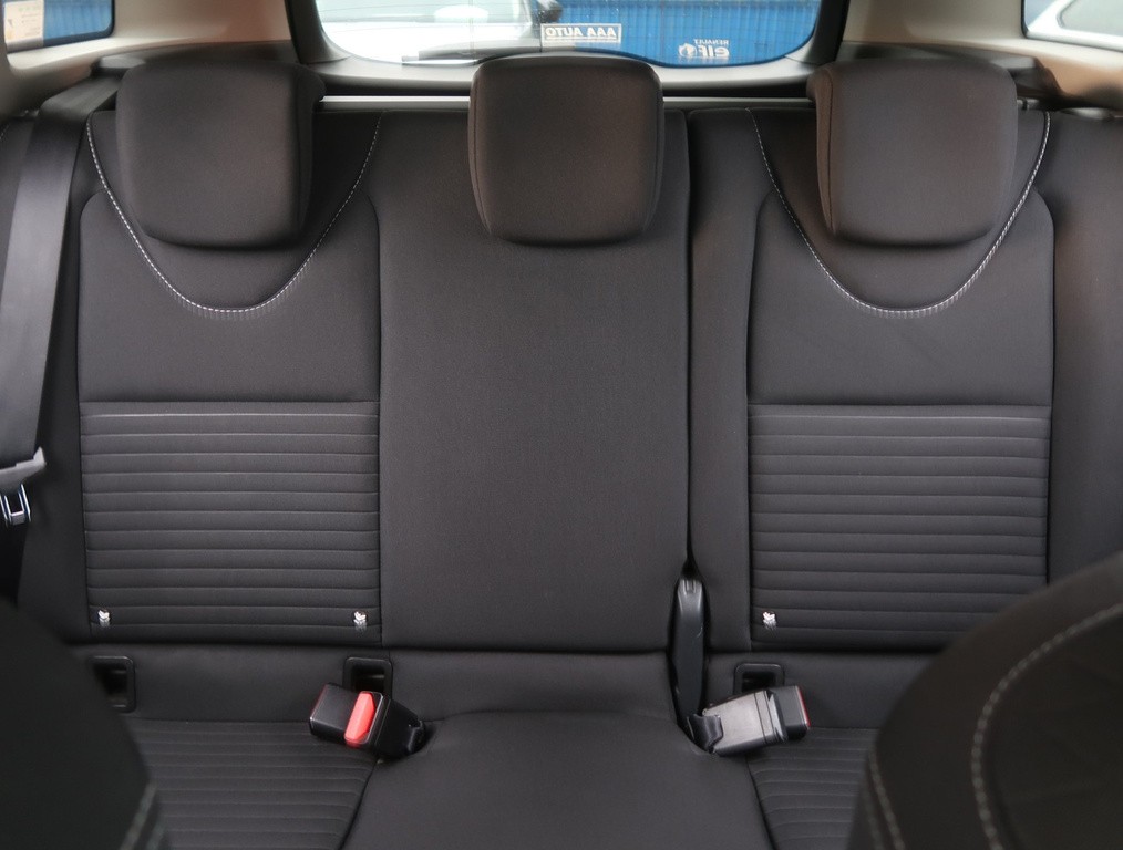 Renault Clio Limited 0.9 TCe Navigácia, Tempomat