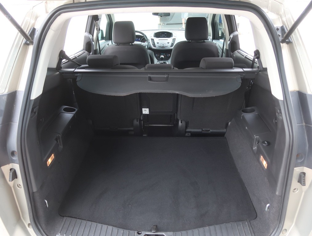 Ford Grand C-Max 1.0 EcoBoost Tempomat, Park. senzory, Vyhř. sedaček