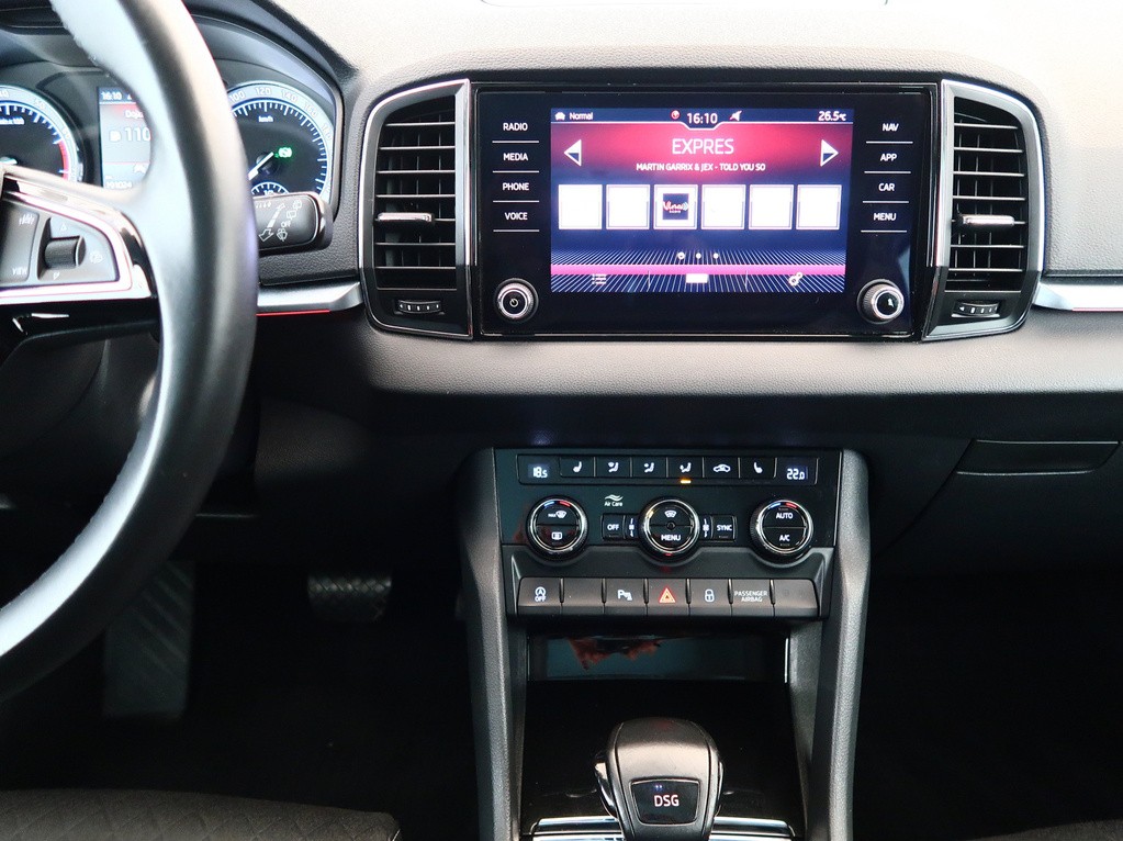 Skoda Karoq 1.5 TSI NOVÉ V SR,