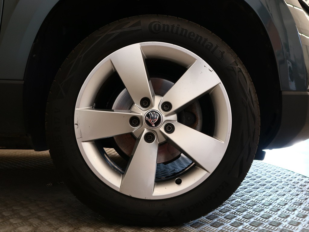 Skoda Karoq 1.5 TSI NOVÉ V SR,