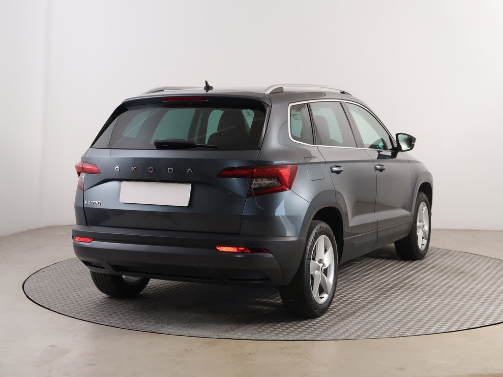 Skoda Karoq 1.5 TSI NOVÉ V SR,