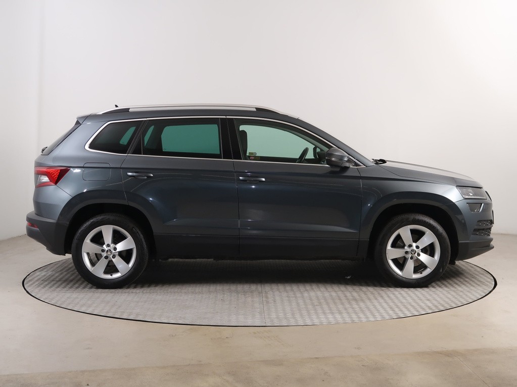 Skoda Karoq 1.5 TSI NOVÉ V SR,