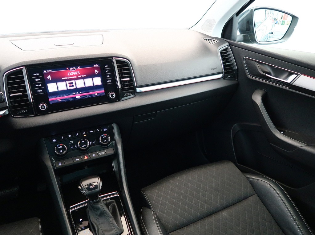 Skoda Karoq 1.5 TSI NOVÉ V SR,