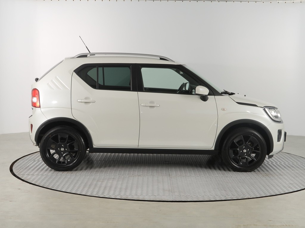 Suzuki Ignis 1.2 Hybrid Serv.kniha, Vyhř. sedaček