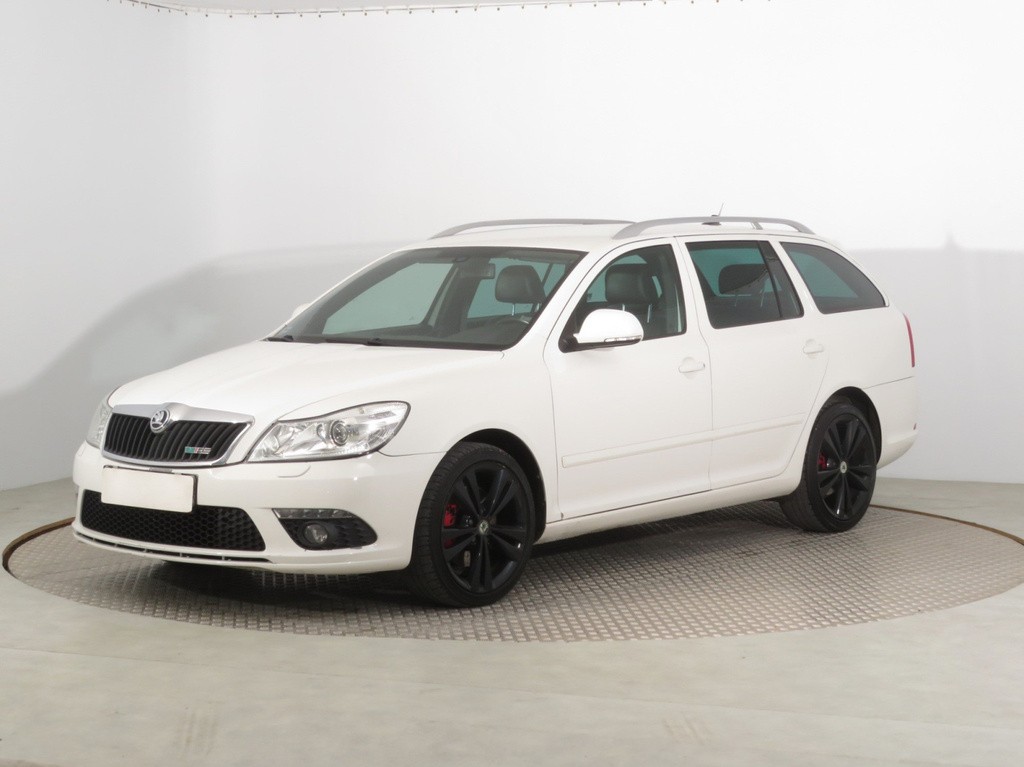 Skoda Octavia RS RS 2.0 TDI Navigácia, Xenóny, Tempomat