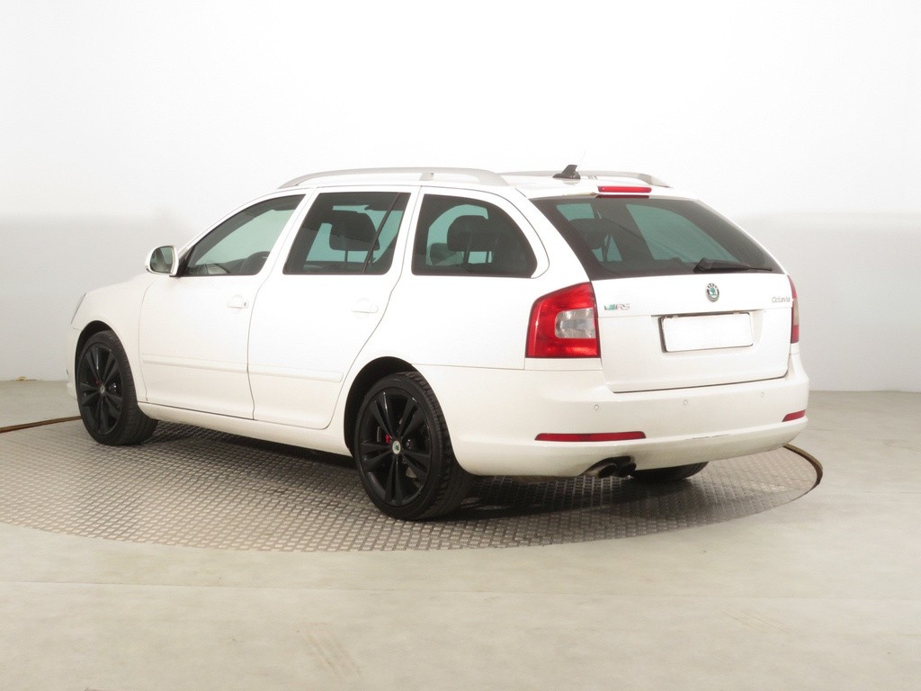 Skoda Octavia RS RS 2.0 TDI Navigácia, Xenóny, Tempomat