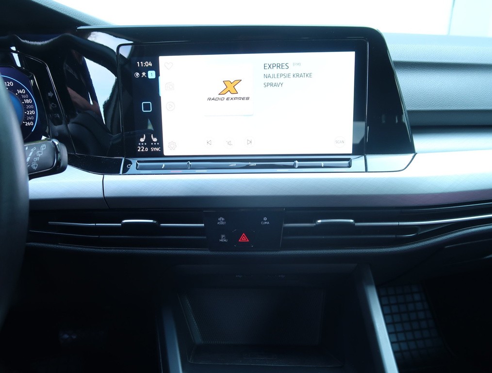 VW Golf Comfortline 2.0 TDI nadštandardná výbava