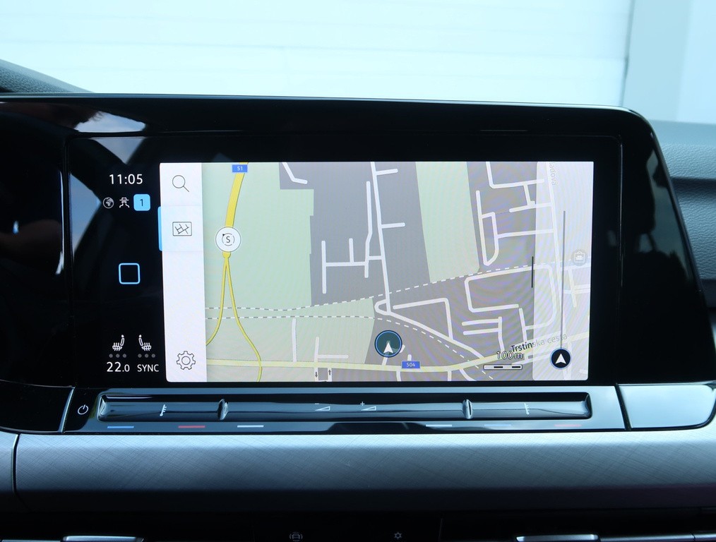 VW Golf Comfortline 2.0 TDI nadštandardná výbava