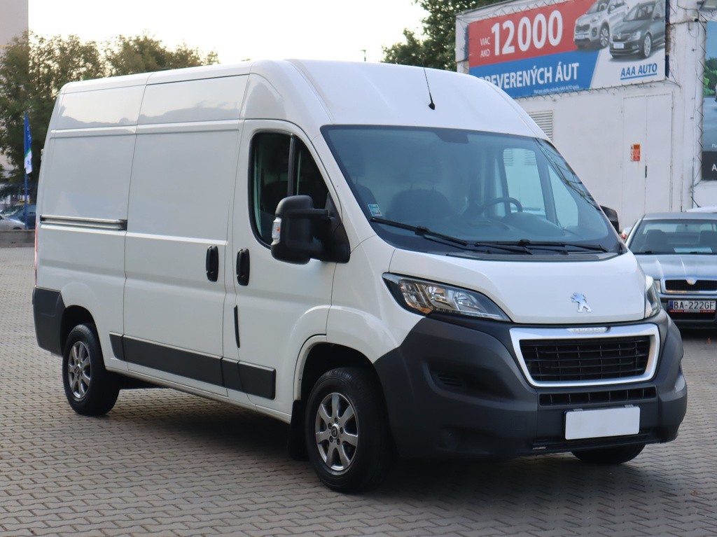 Peugeot Boxer 2.0 BlueHDi 2H2, Furgon, 333, Nové v SR