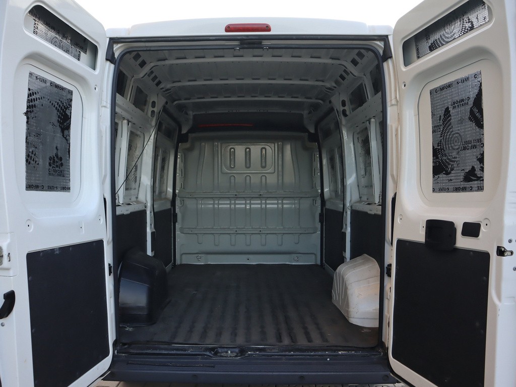 Peugeot Boxer 2.0 BlueHDi 2H2, Furgon, 333, Nové v SR