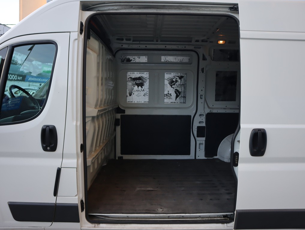 Peugeot Boxer 2.0 BlueHDi 2H2, Furgon, 333, Nové v SR