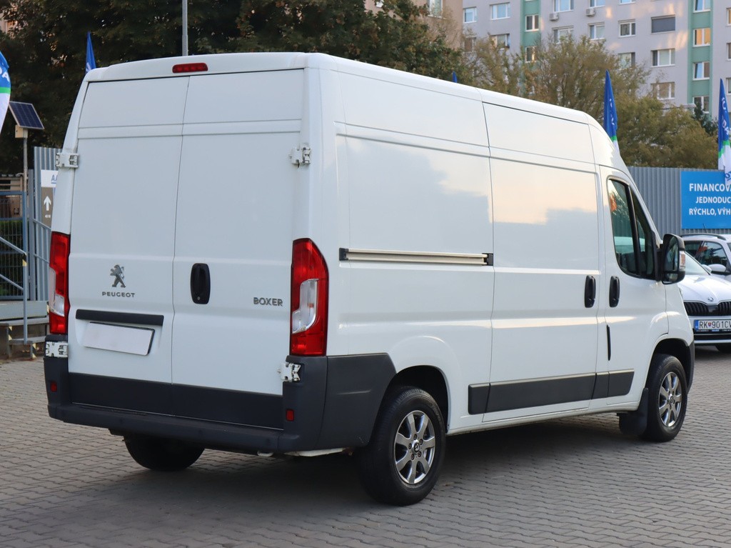 Peugeot Boxer 2.0 BlueHDi 2H2, Furgon, 333, Nové v SR