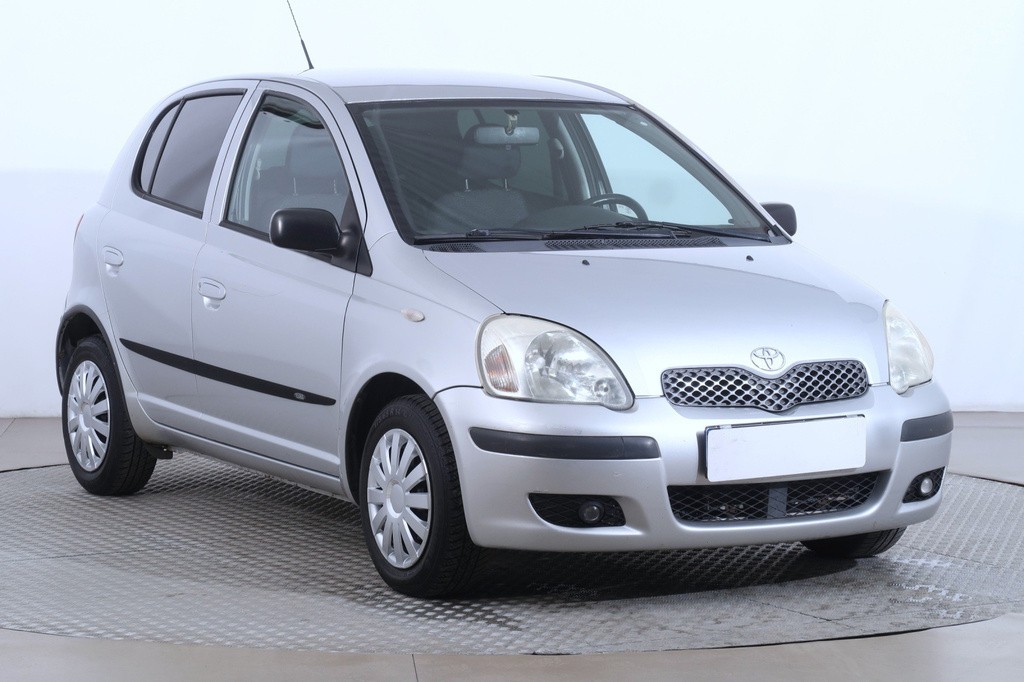 Toyota Yaris 1.0 VVT-i Automat, nová STK, Závesné zariadenie