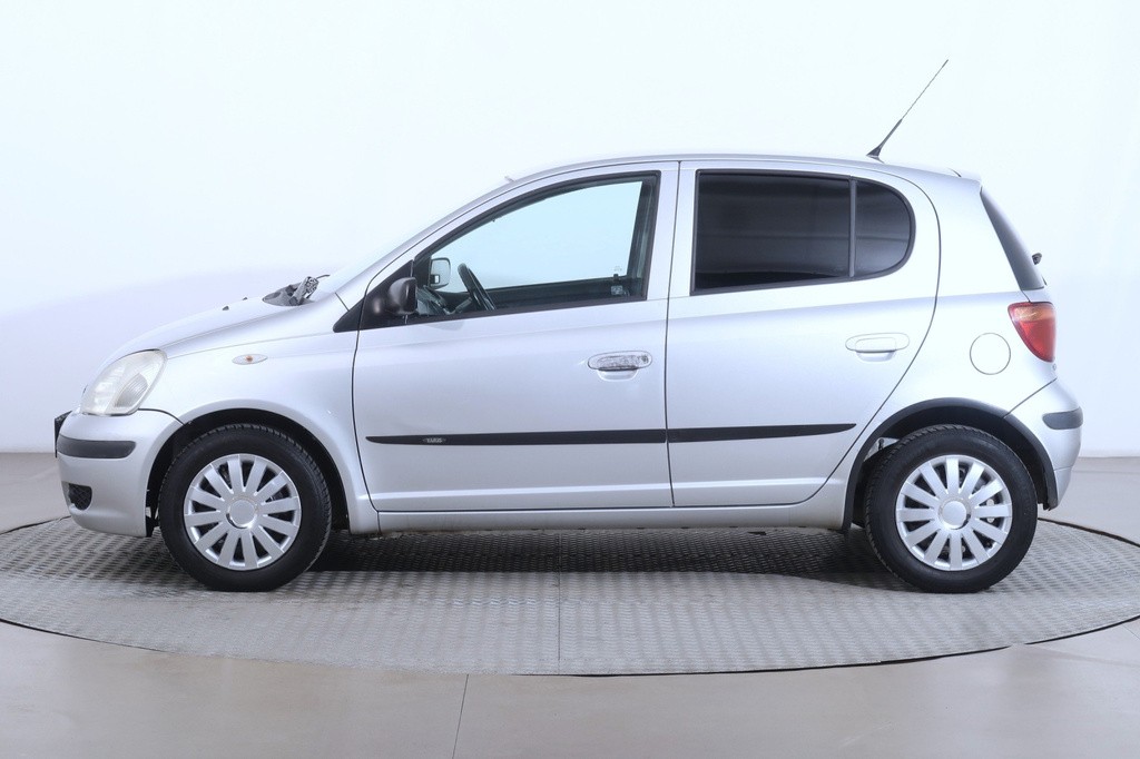 Toyota Yaris 1.0 VVT-i Automat, nová STK, Závesné zariadenie
