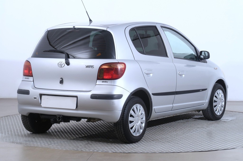Toyota Yaris 1.0 VVT-i Automat, nová STK, Závesné zariadenie