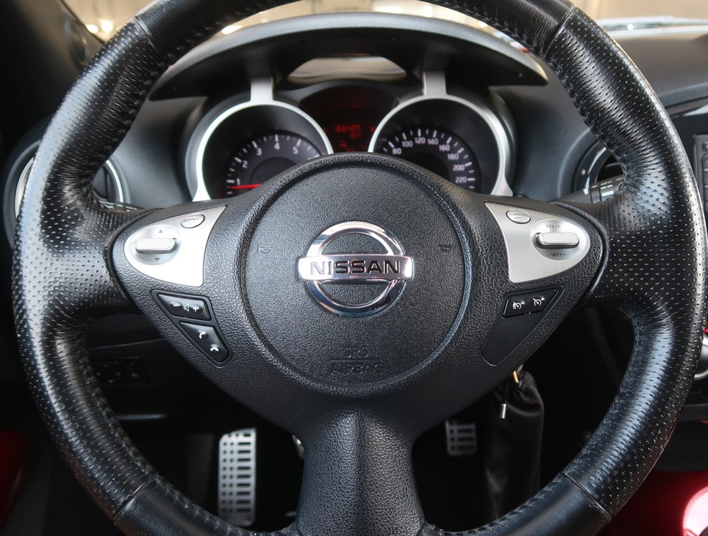 Nissan Juke Tekna 1.6 DIG-T Navigácia, Tempomat, Vyhř. sedaček