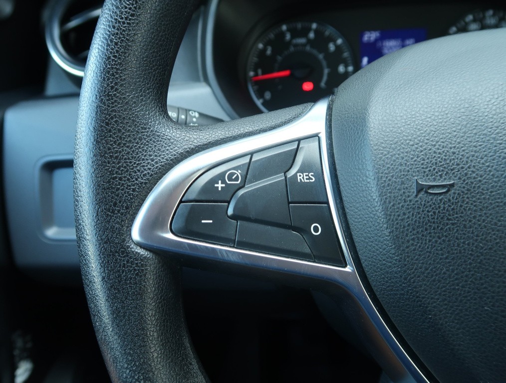 Dacia Duster Ambiance 1.6 SCe senzor dažďa