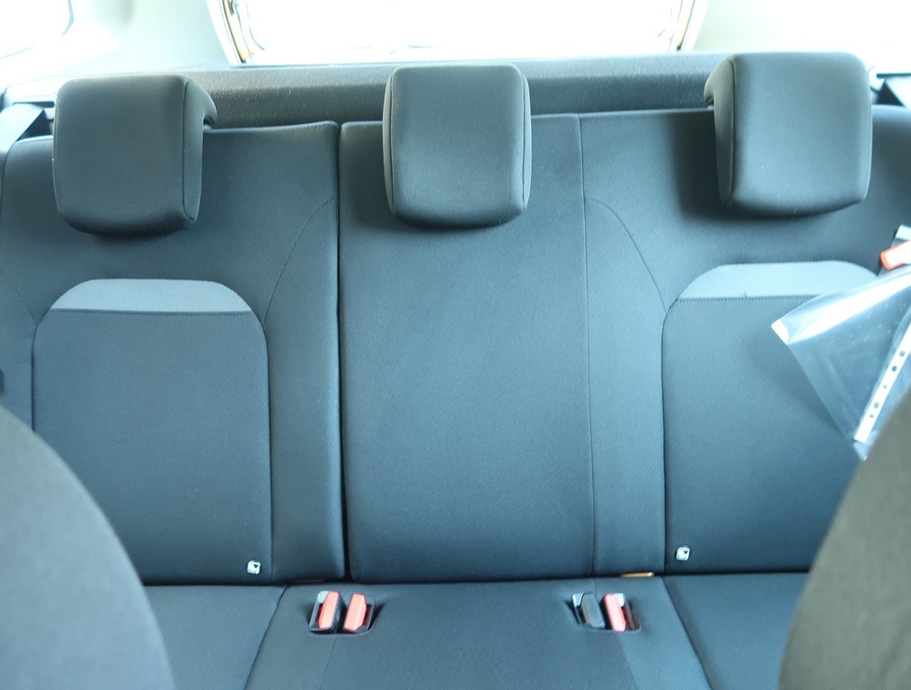 Dacia Duster Ambiance 1.6 SCe senzor dažďa