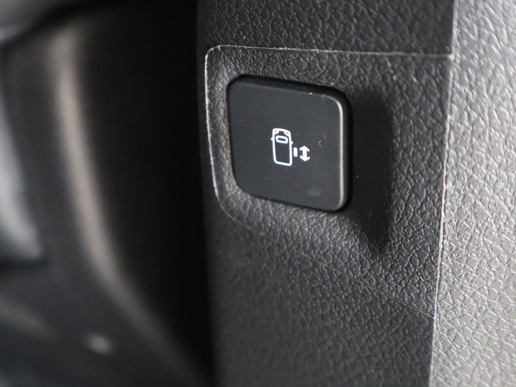 Peugeot Traveller Business VIP 2.0 BlueHDi