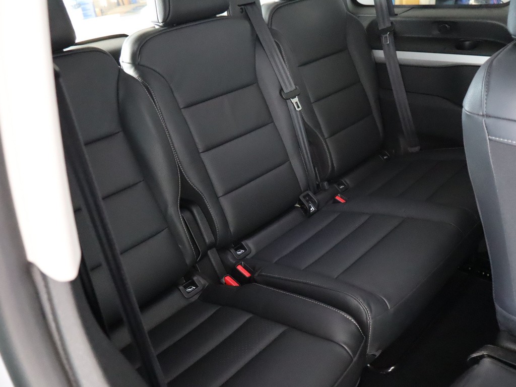 Peugeot Traveller Business VIP 2.0 BlueHDi