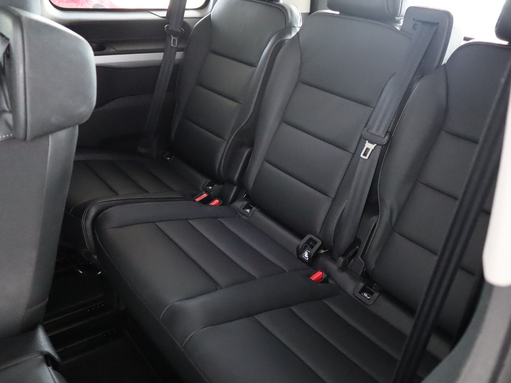 Peugeot Traveller Business VIP 2.0 BlueHDi